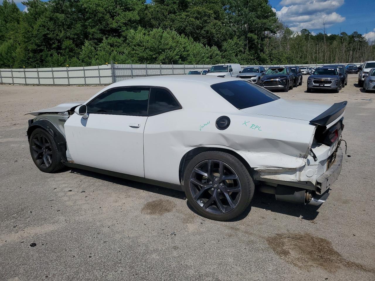 2022 DODGE CHALLENGER R/T — снимка 2