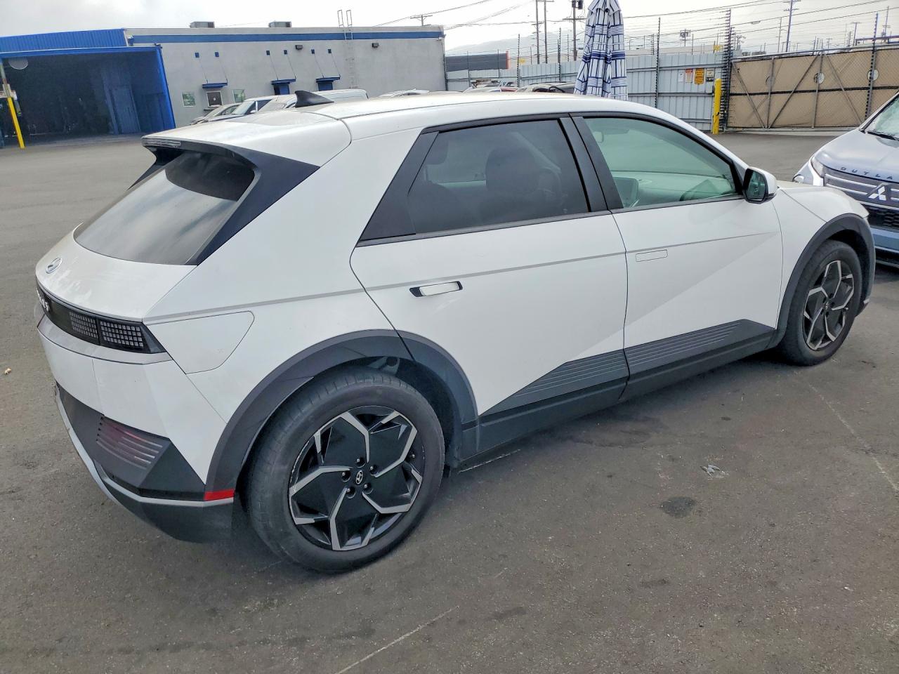 2024 HYUNDAI IONIQ 5 SE — снимка 3