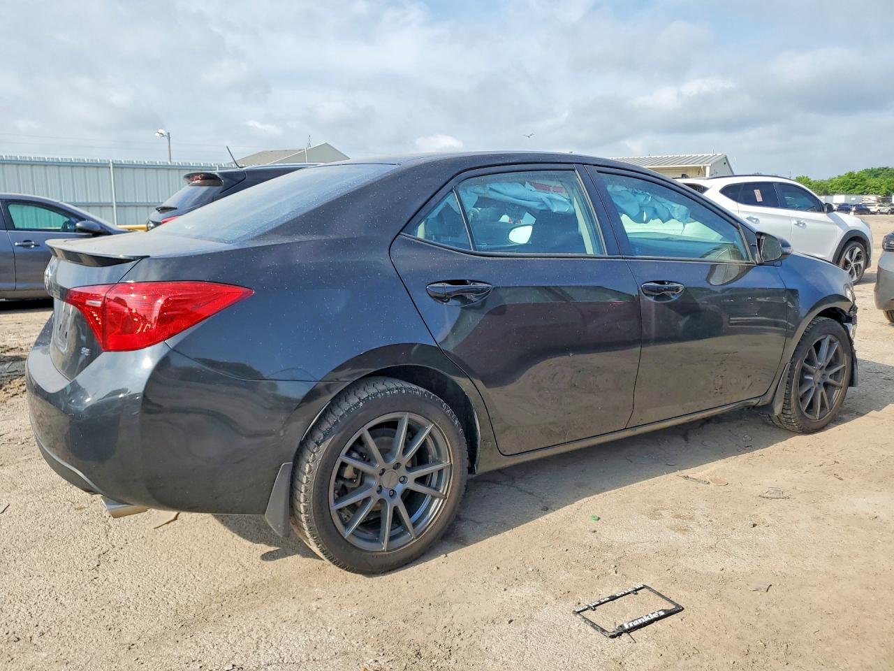 2018 TOYOTA COROLLA SE — снимка 3