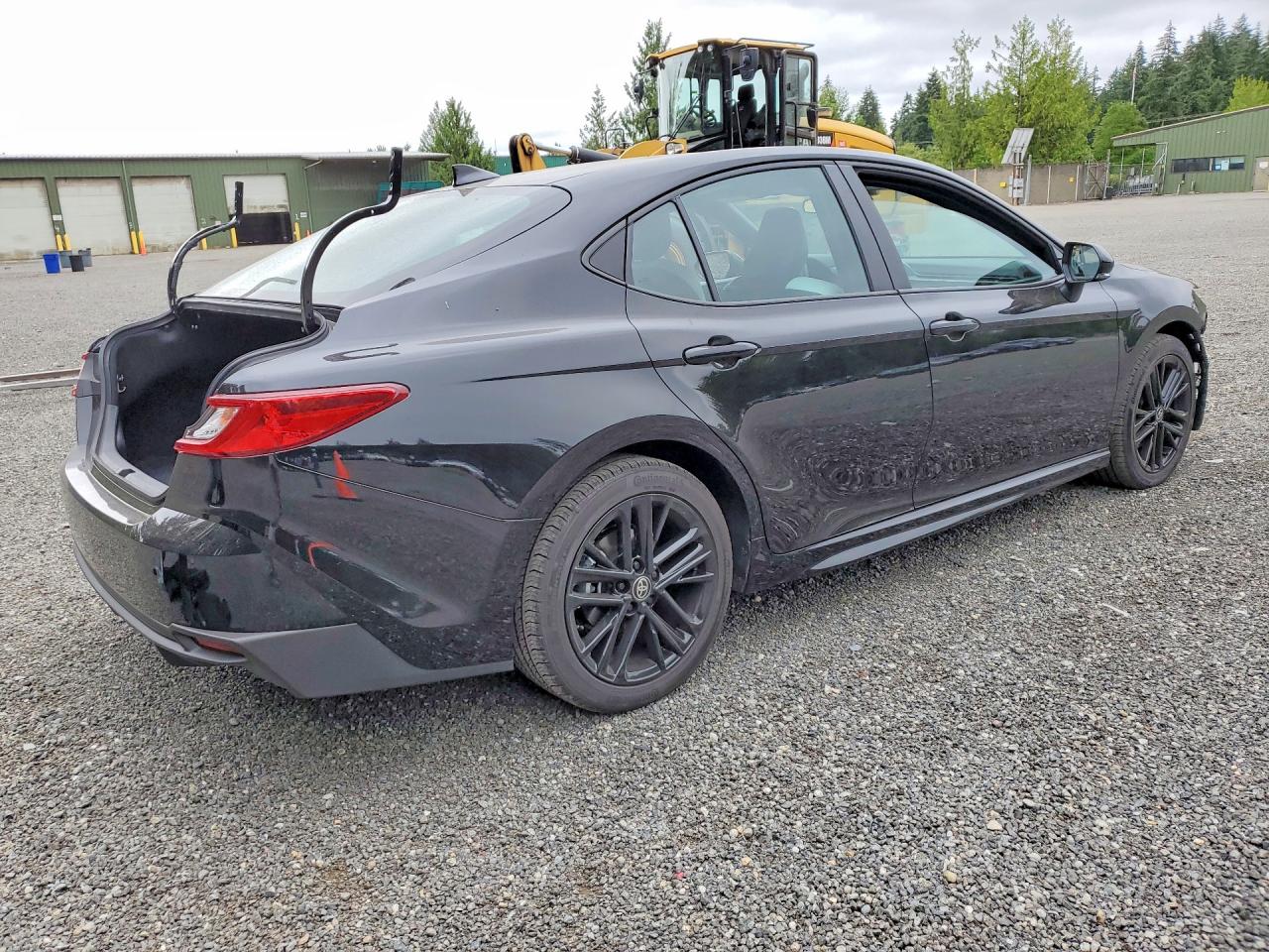 2026 TOYOTA CAMRY SE — снимка 3