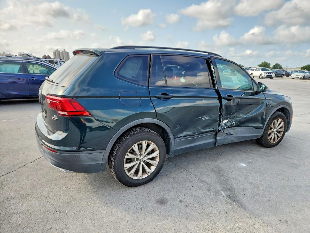 2018 VOLKSWAGEN TIGUAN S — снимка 3