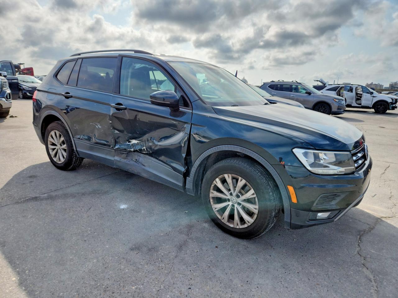 2018 VOLKSWAGEN TIGUAN S — снимка 4