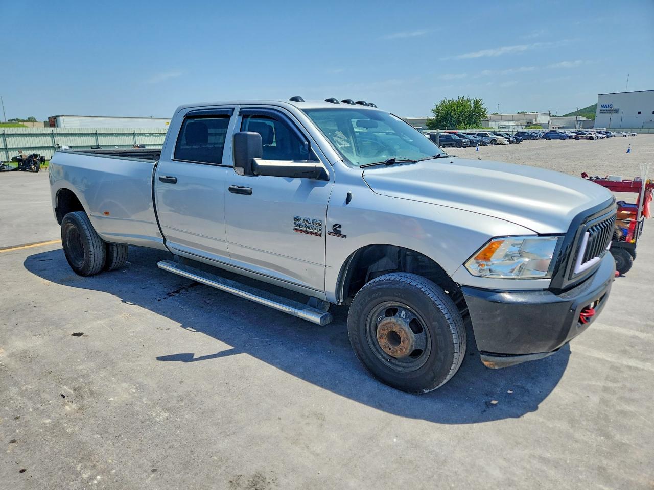 2017 RAM 3500 ST — снимка 4