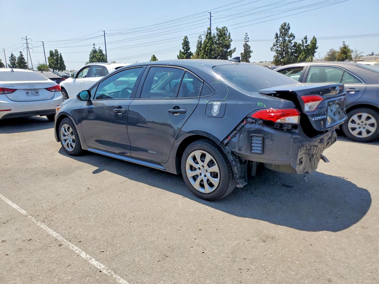 2025 TOYOTA COROLLA LE — снимка 2