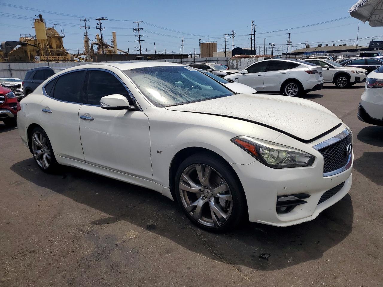 2015 INFINITI Q70 3.7 — снимка 4