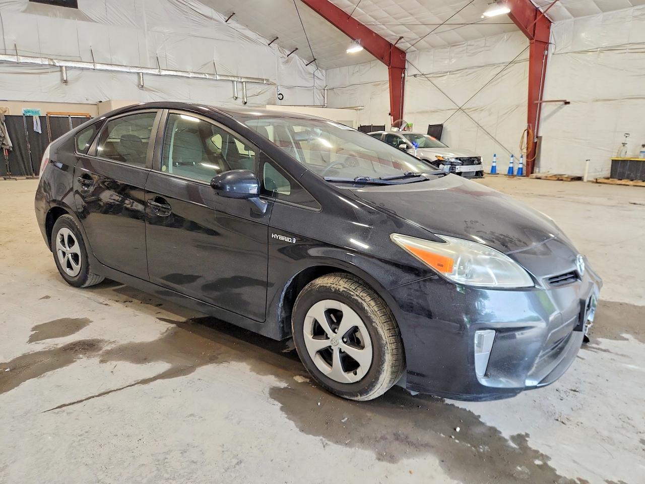 2015 TOYOTA PRIUS TWO — снимка 4