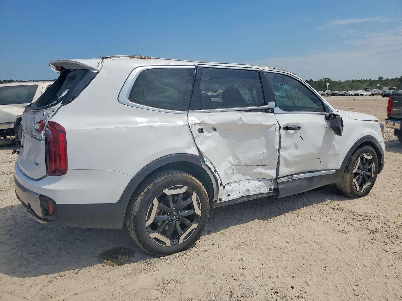 2023 KIA TELLURIDE S — снимка 3