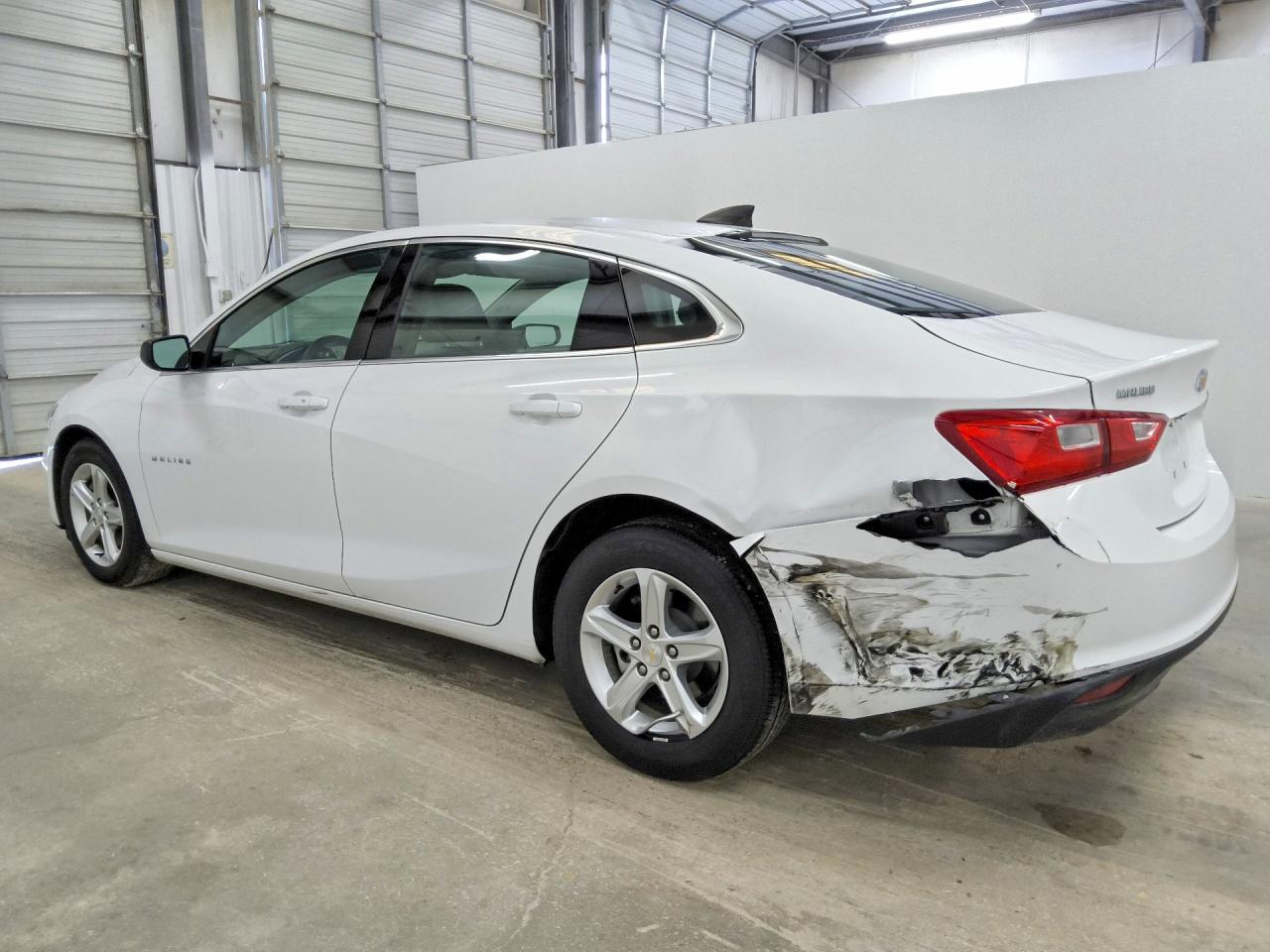 2023 CHEVROLET MALIBU LS — снимка 2
