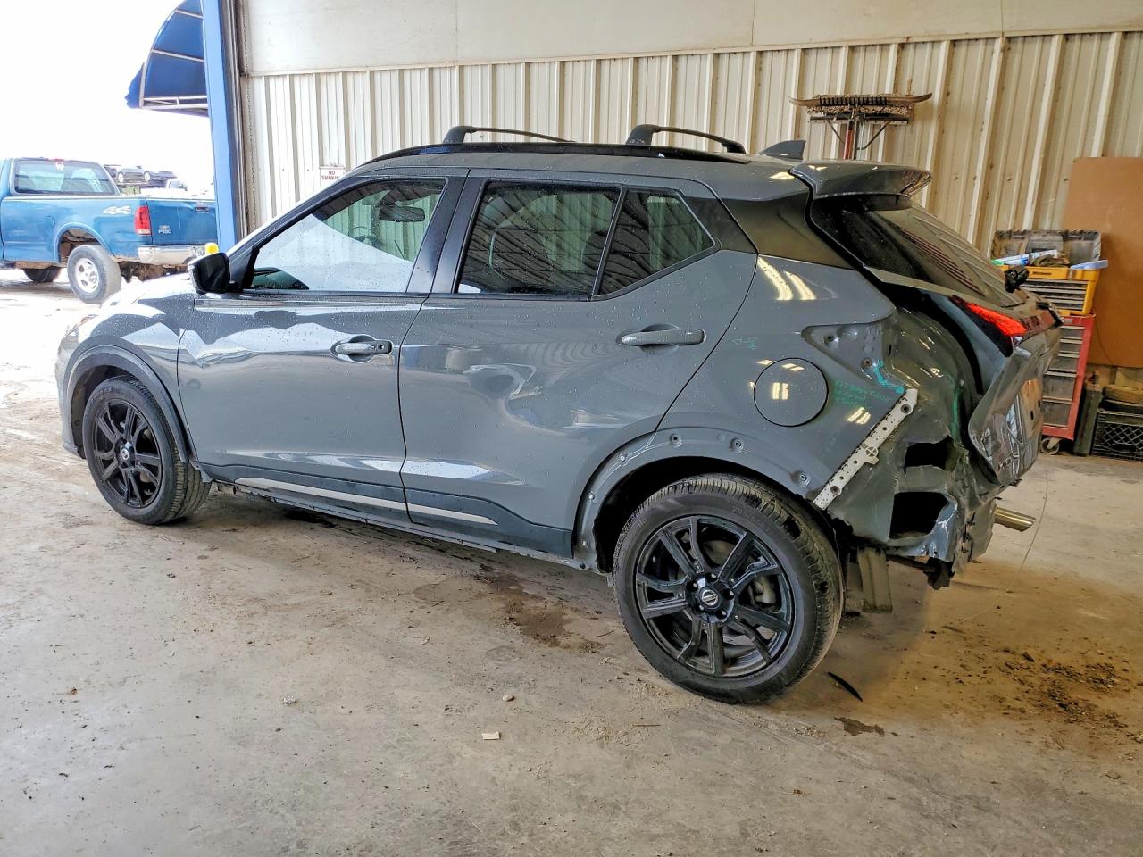 2021 NISSAN KICKS SR — снимка 2