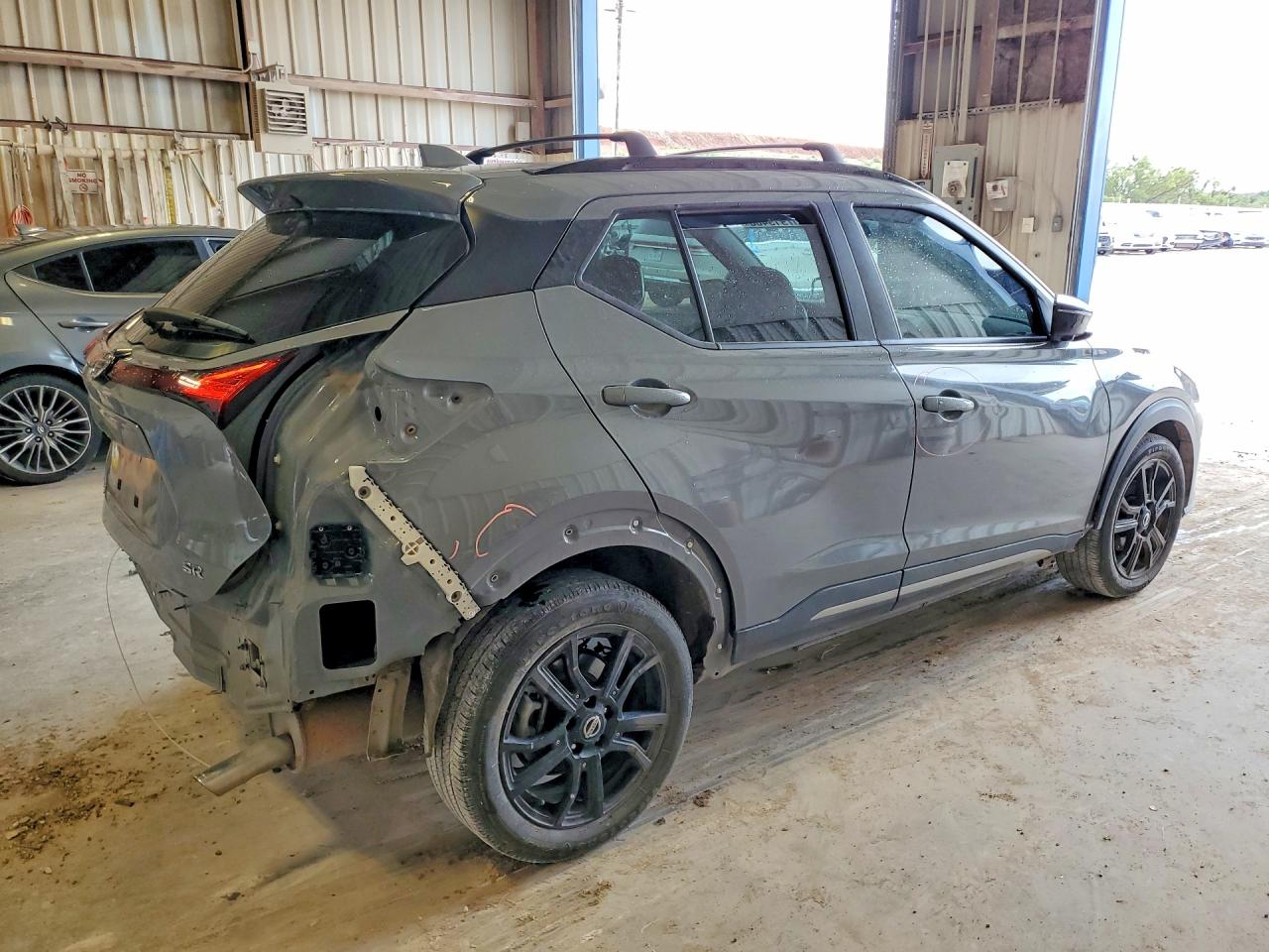 2021 NISSAN KICKS SR — снимка 3