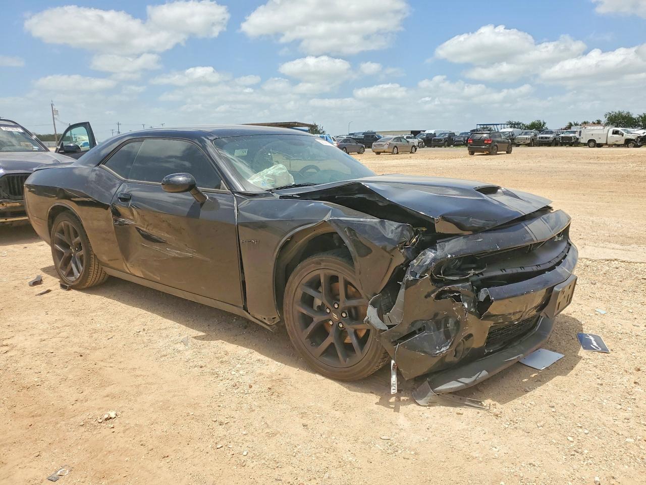 2022 DODGE CHALLENGER R/T — снимка 4
