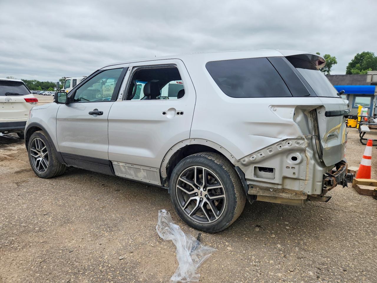 2017 FORD EXPLORER SPORT — снимка 2