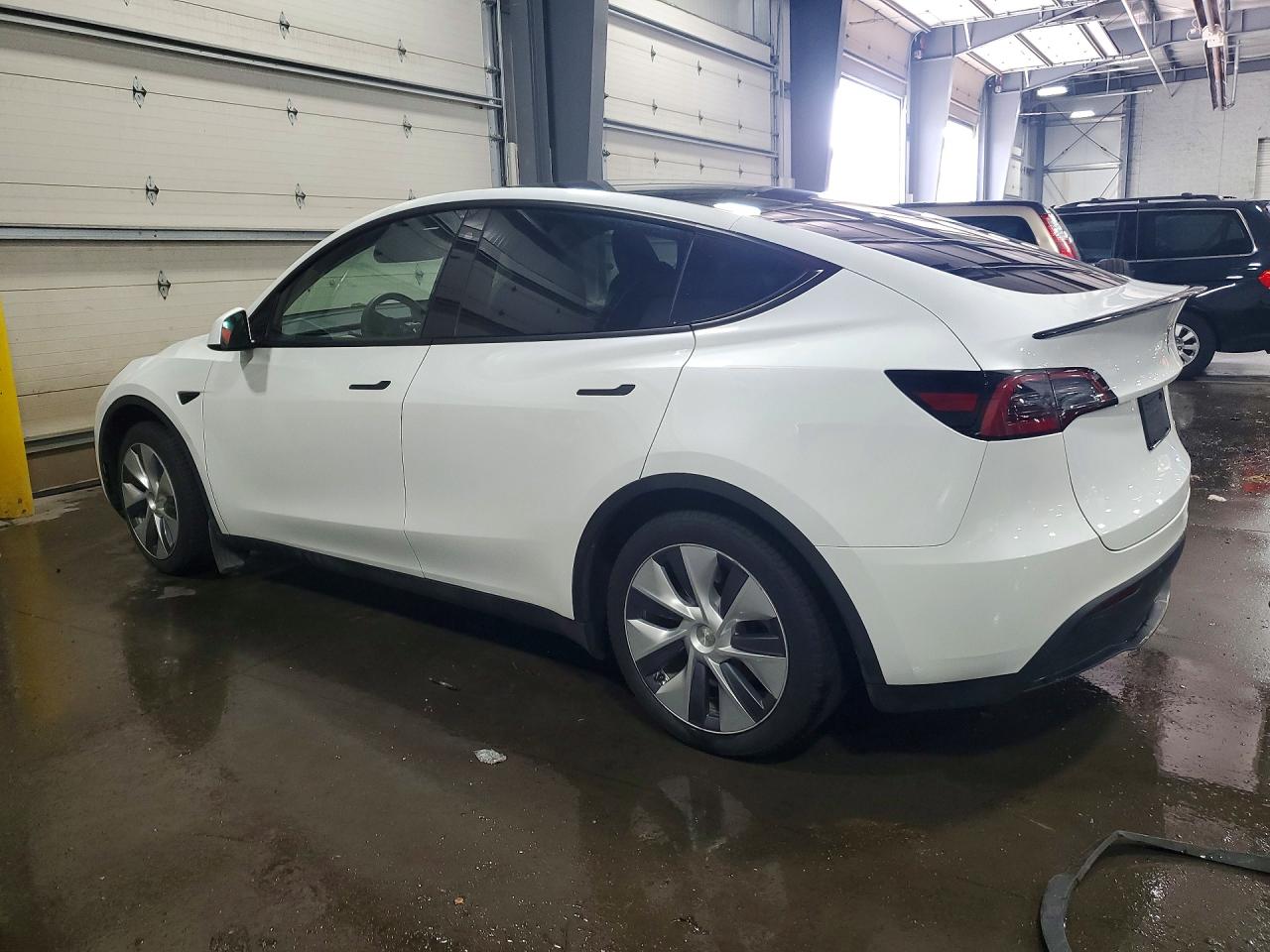 2023 TESLA MODEL Y — снимка 2