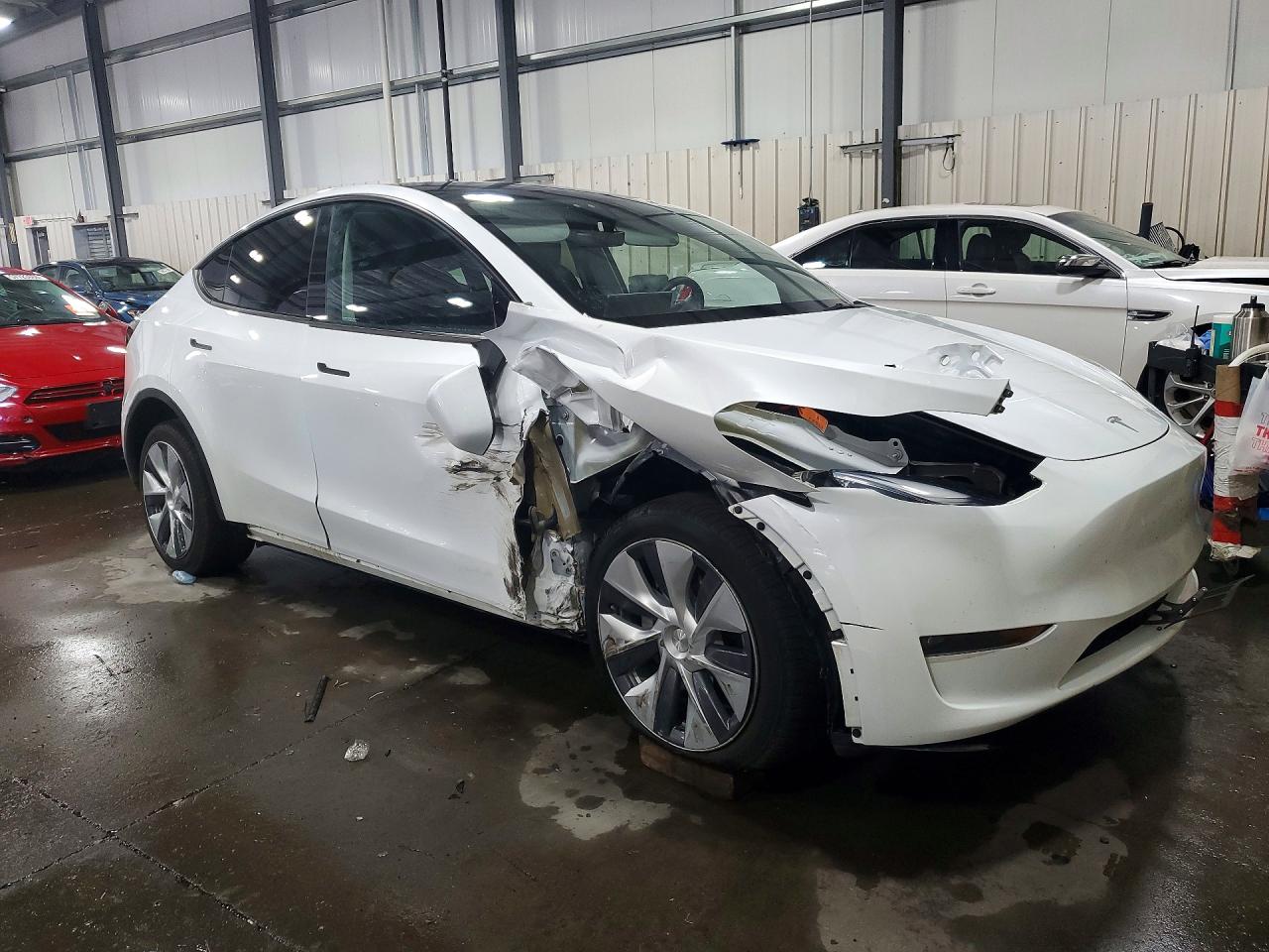 2023 TESLA MODEL Y — снимка 4
