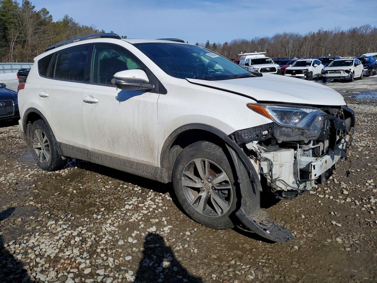 2017 TOYOTA RAV4 XLE — снимка 4