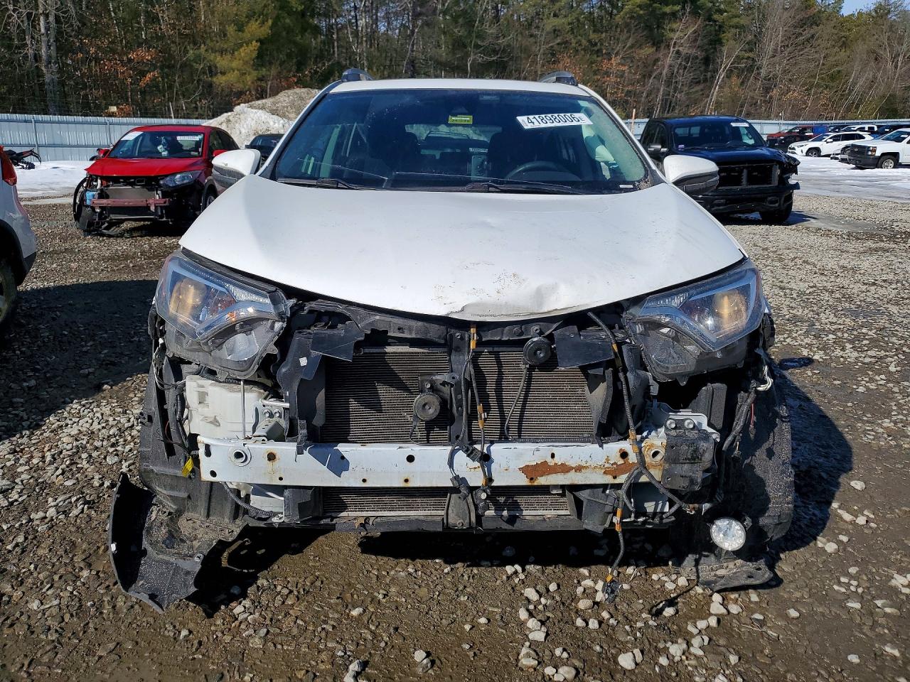 2017 TOYOTA RAV4 XLE — снимка 5