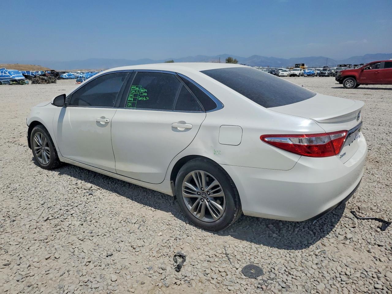 2017 TOYOTA CAMRY SE — снимка 2