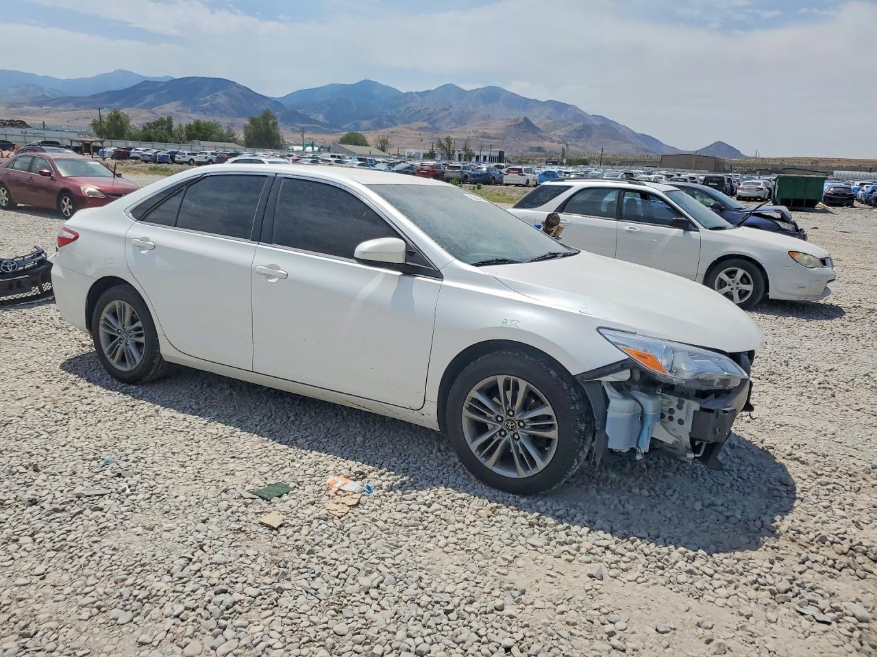 2017 TOYOTA CAMRY SE — снимка 4