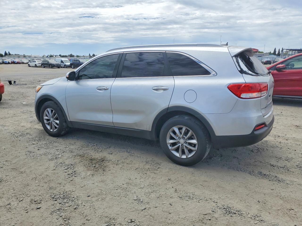 2017 KIA SORENTO LX — снимка 2