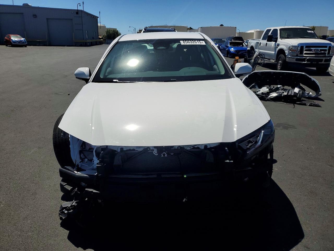 2026 TOYOTA CAMRY — снимка 5