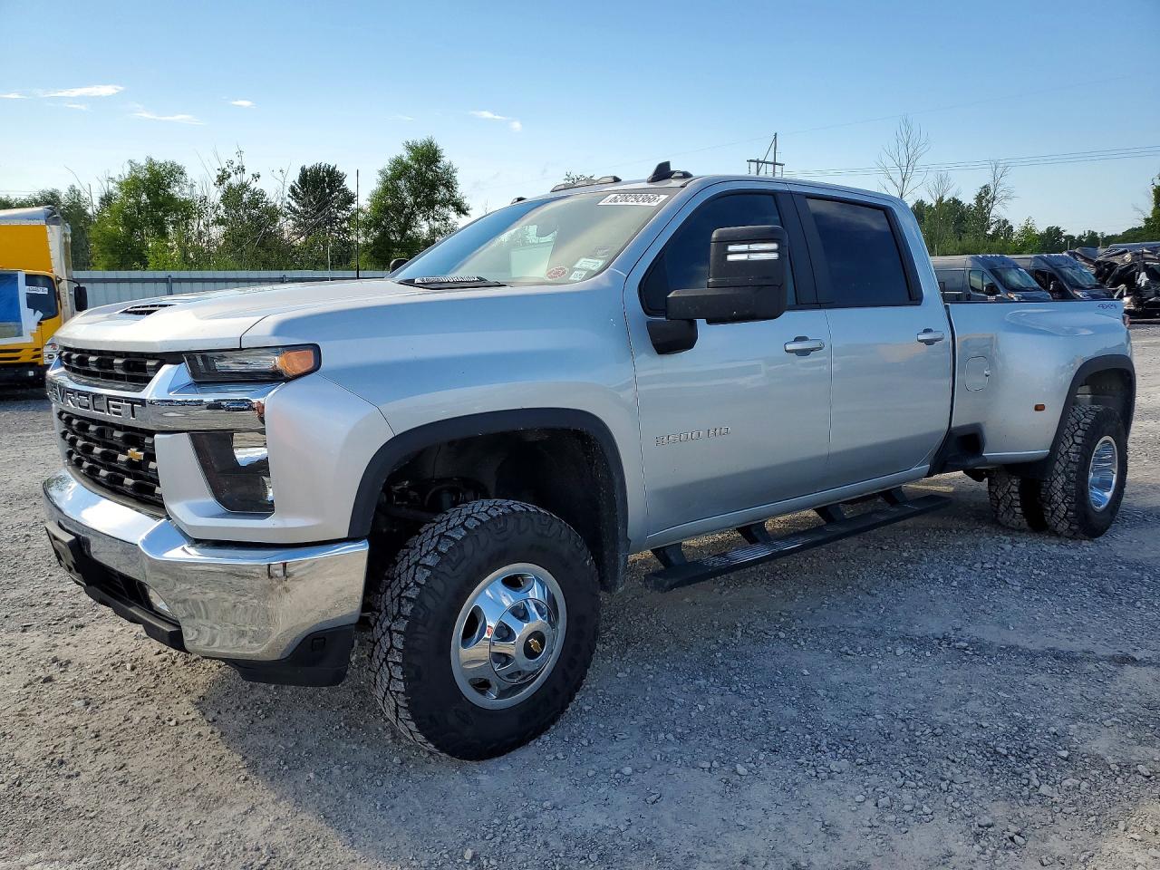 2023 CHEVROLET SILVERADO K3500 LT