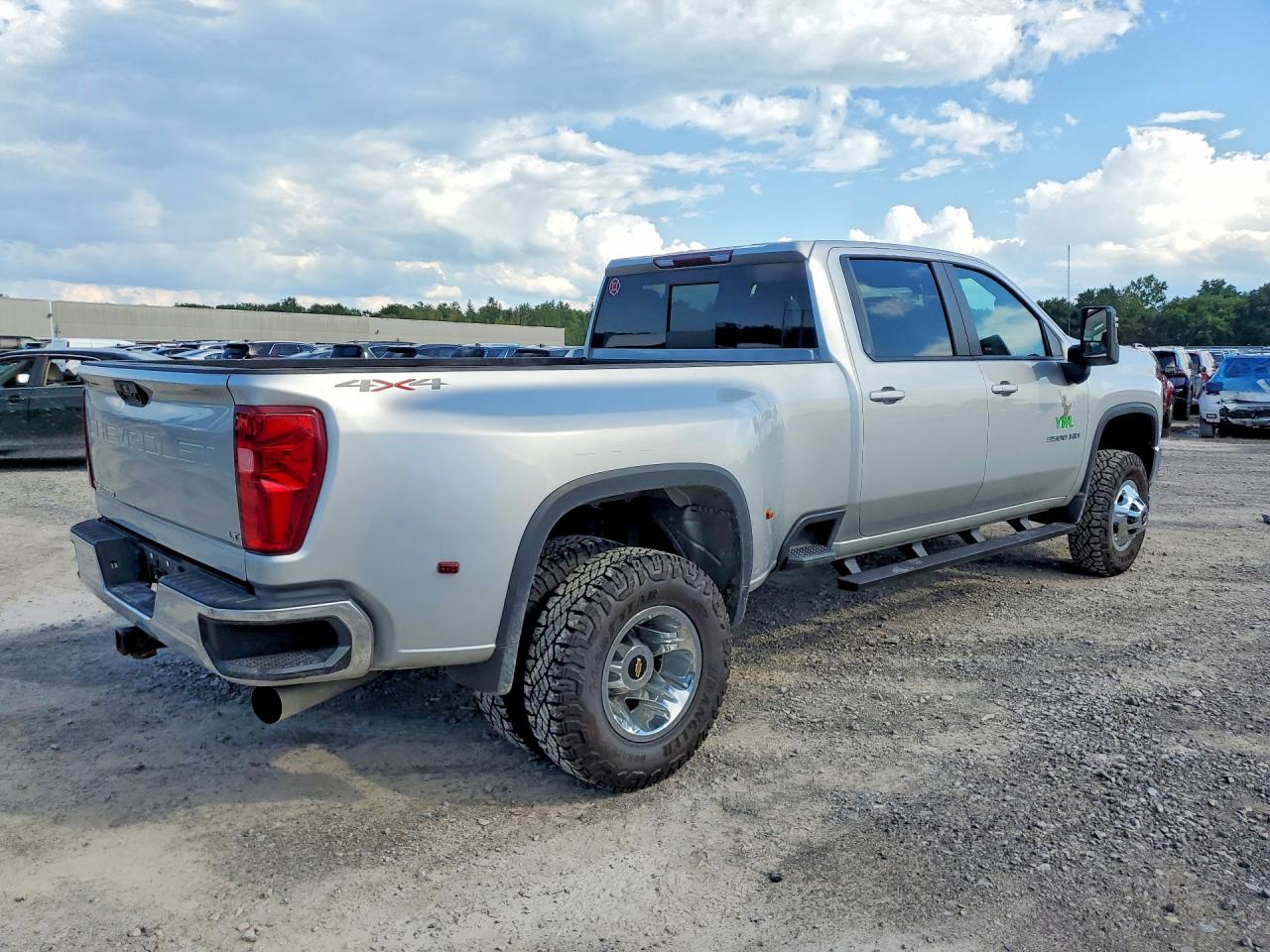 2023 CHEVROLET SILVERADO K3500 LT — снимка 3