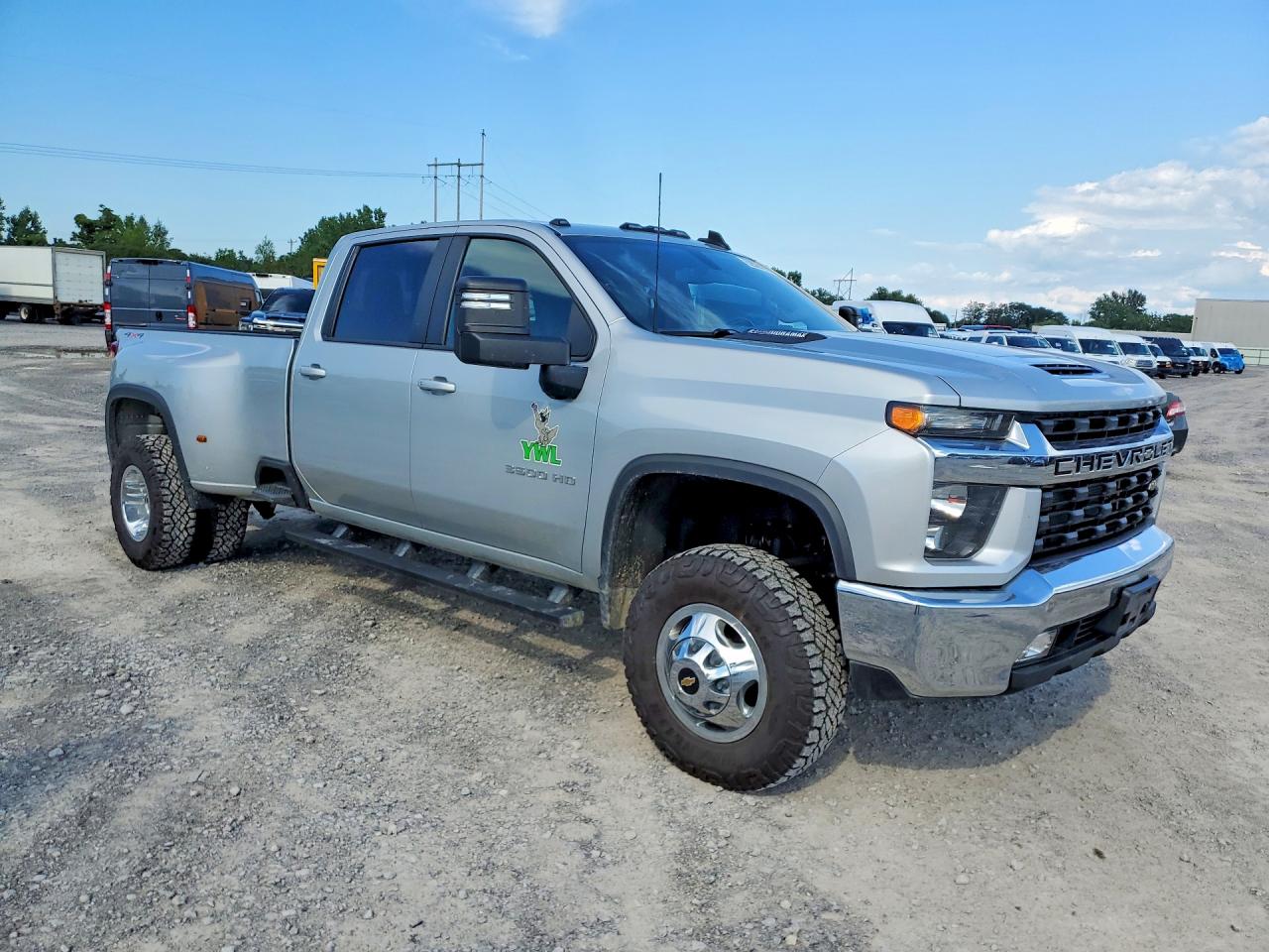 2023 CHEVROLET SILVERADO K3500 LT — снимка 4