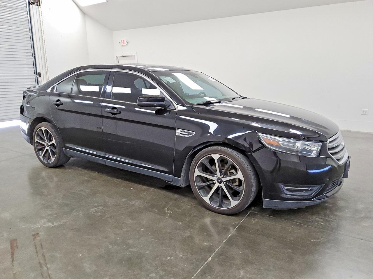 2016 FORD TAURUS SEL — снимка 4