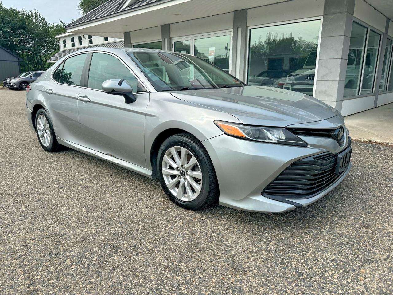 2018 TOYOTA CAMRY LE