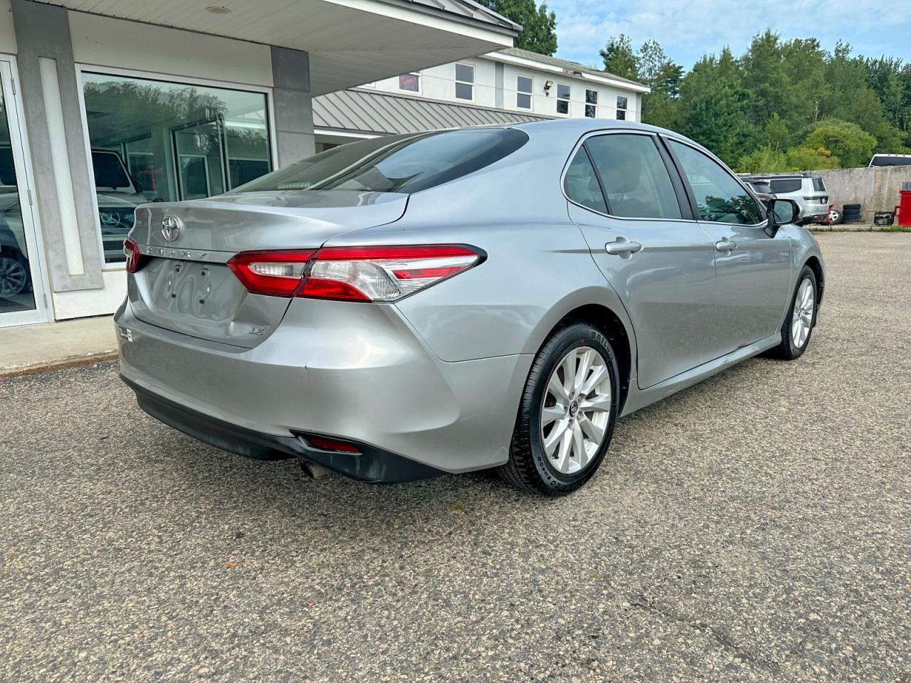 2018 TOYOTA CAMRY LE — снимка 4