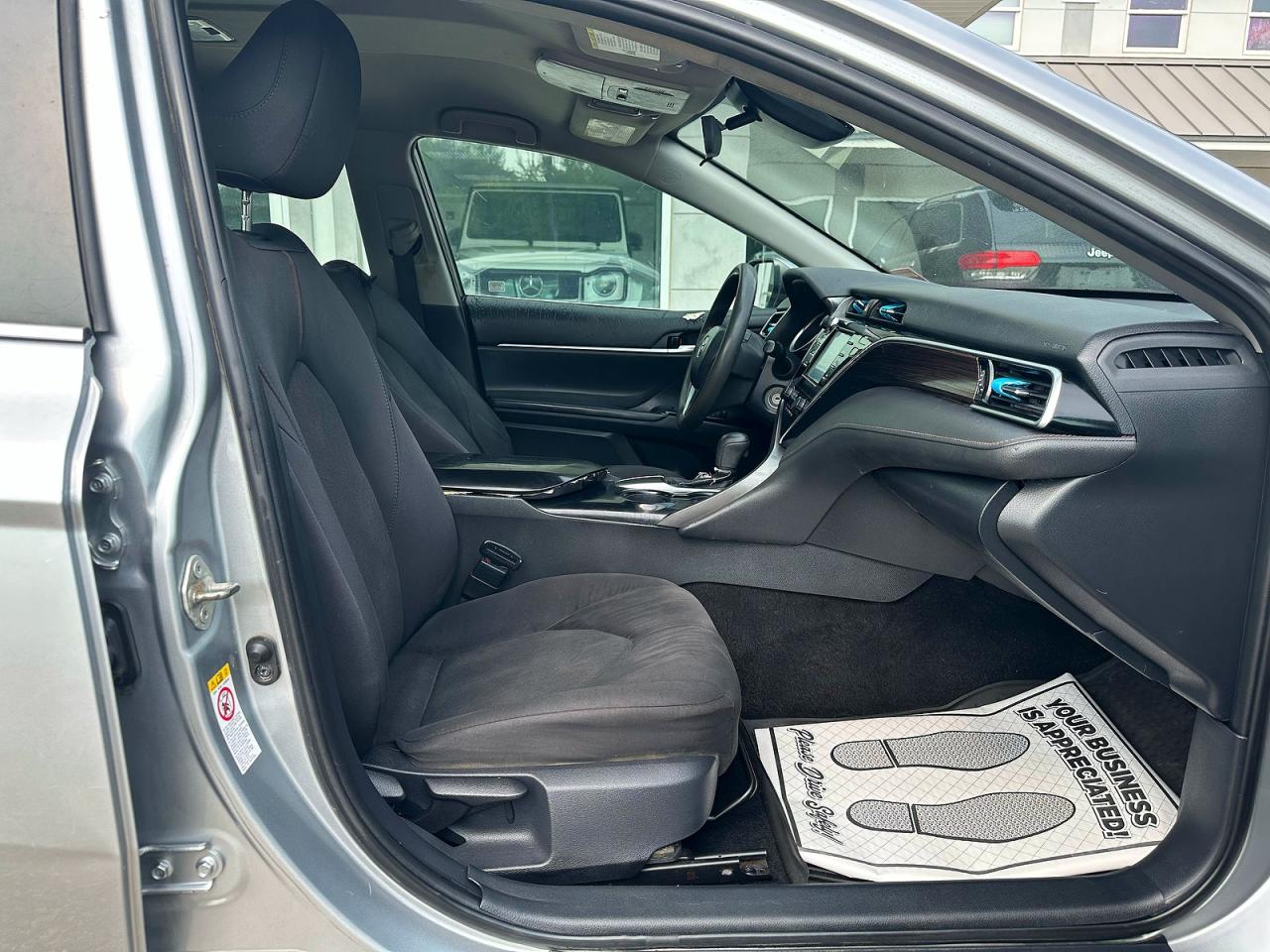 2018 TOYOTA CAMRY LE — снимка 5