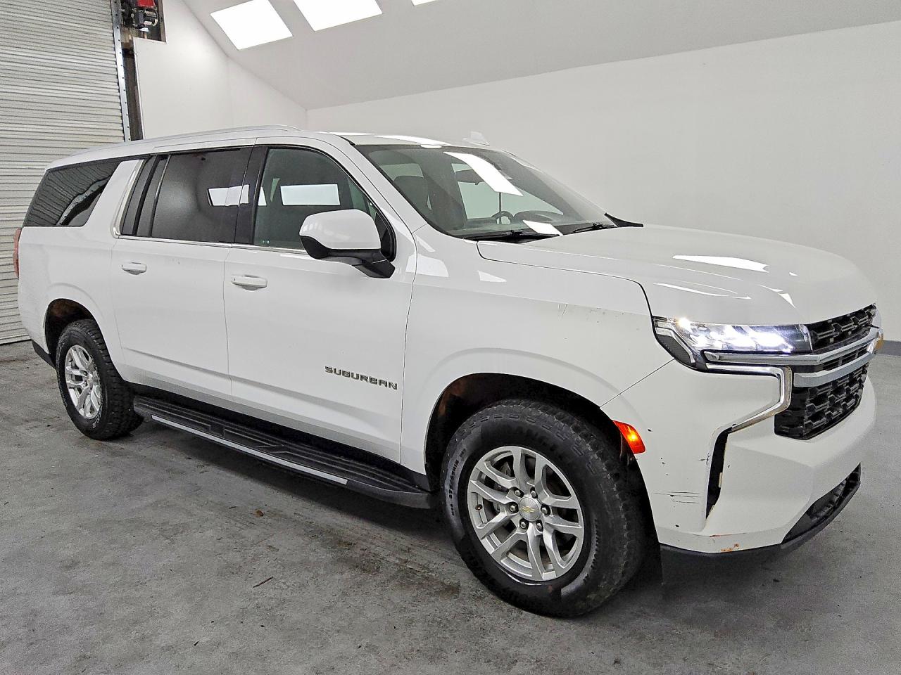 2021 CHEVROLET SUBURBAN K1500 LS — снимка 4
