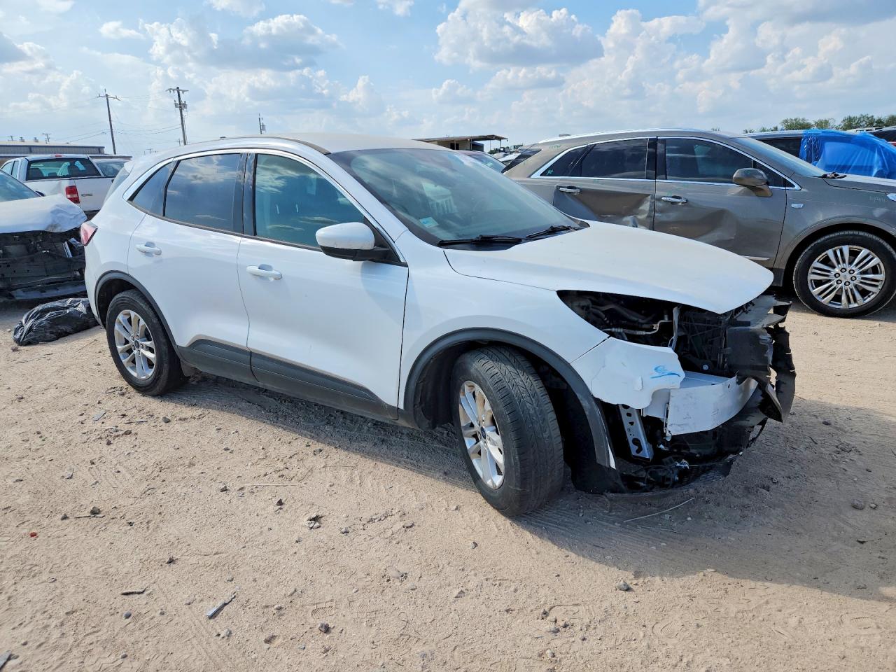 2020 FORD ESCAPE SE — снимка 4