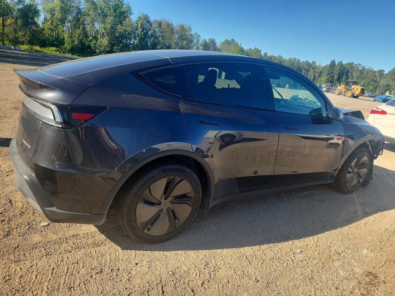 2026 TESLA MODEL Y — снимка 3