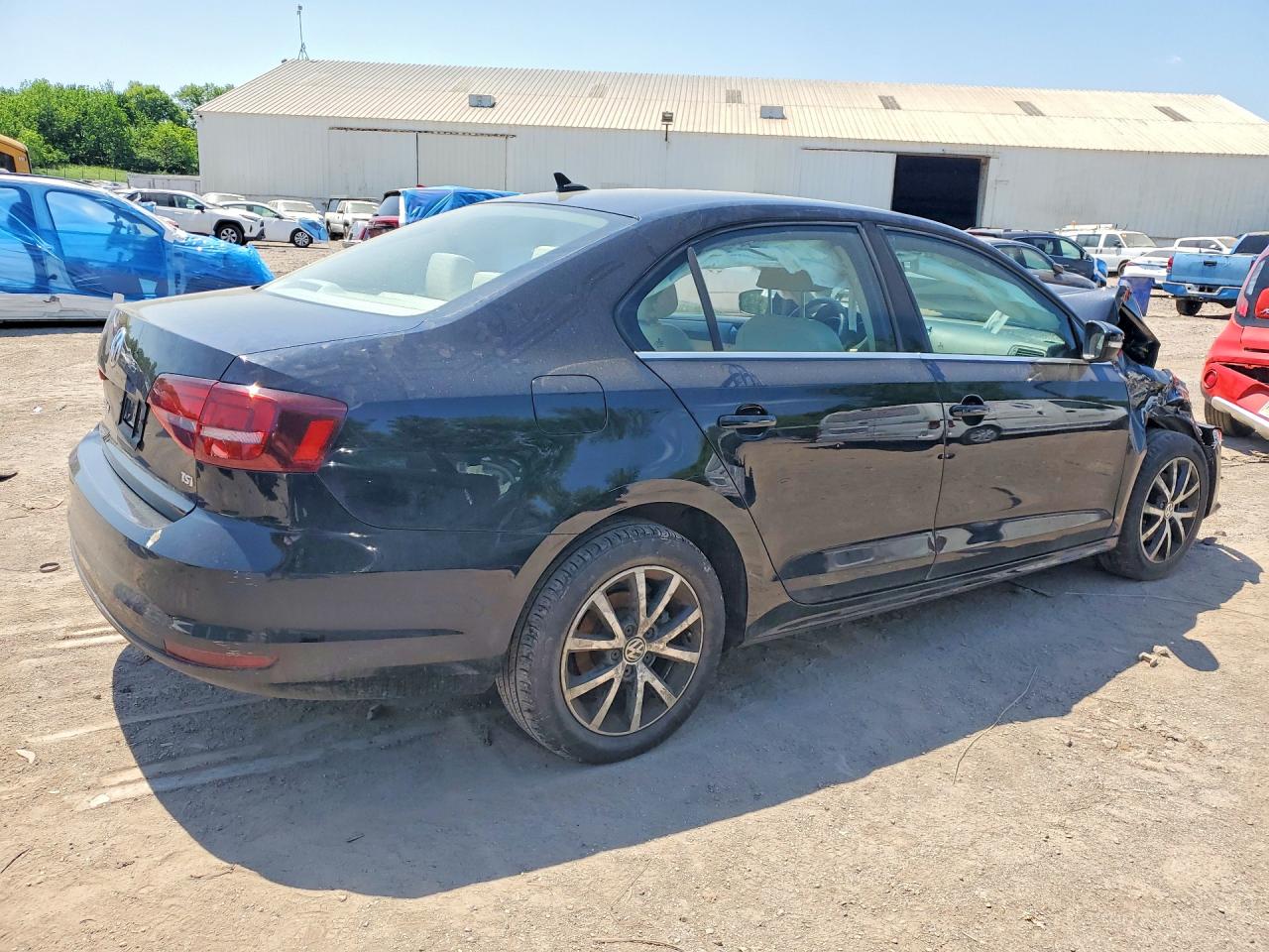 2017 VOLKSWAGEN JETTA SE — снимка 3
