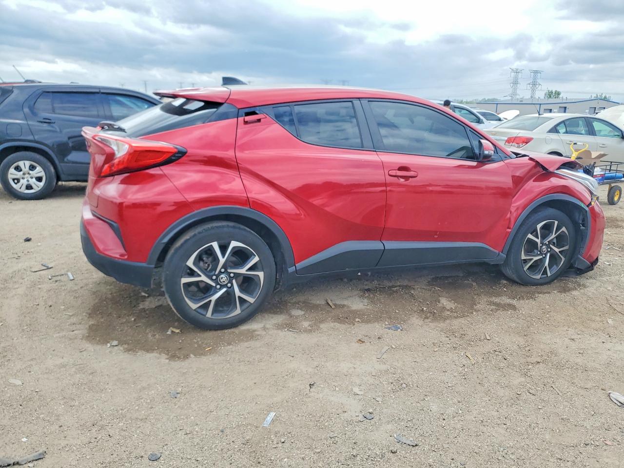 2021 TOYOTA C-HR XLE — снимка 3