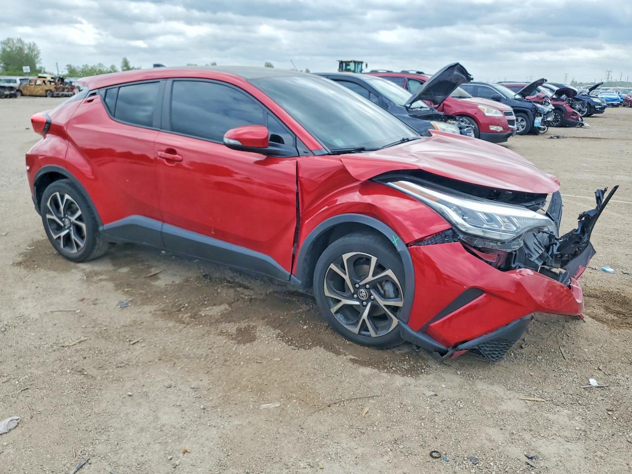 2021 TOYOTA C-HR XLE — снимка 4