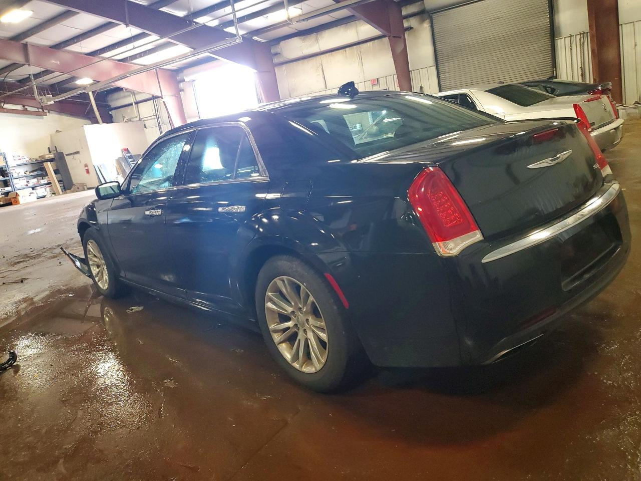 2016 CHRYSLER 300C — снимка 2