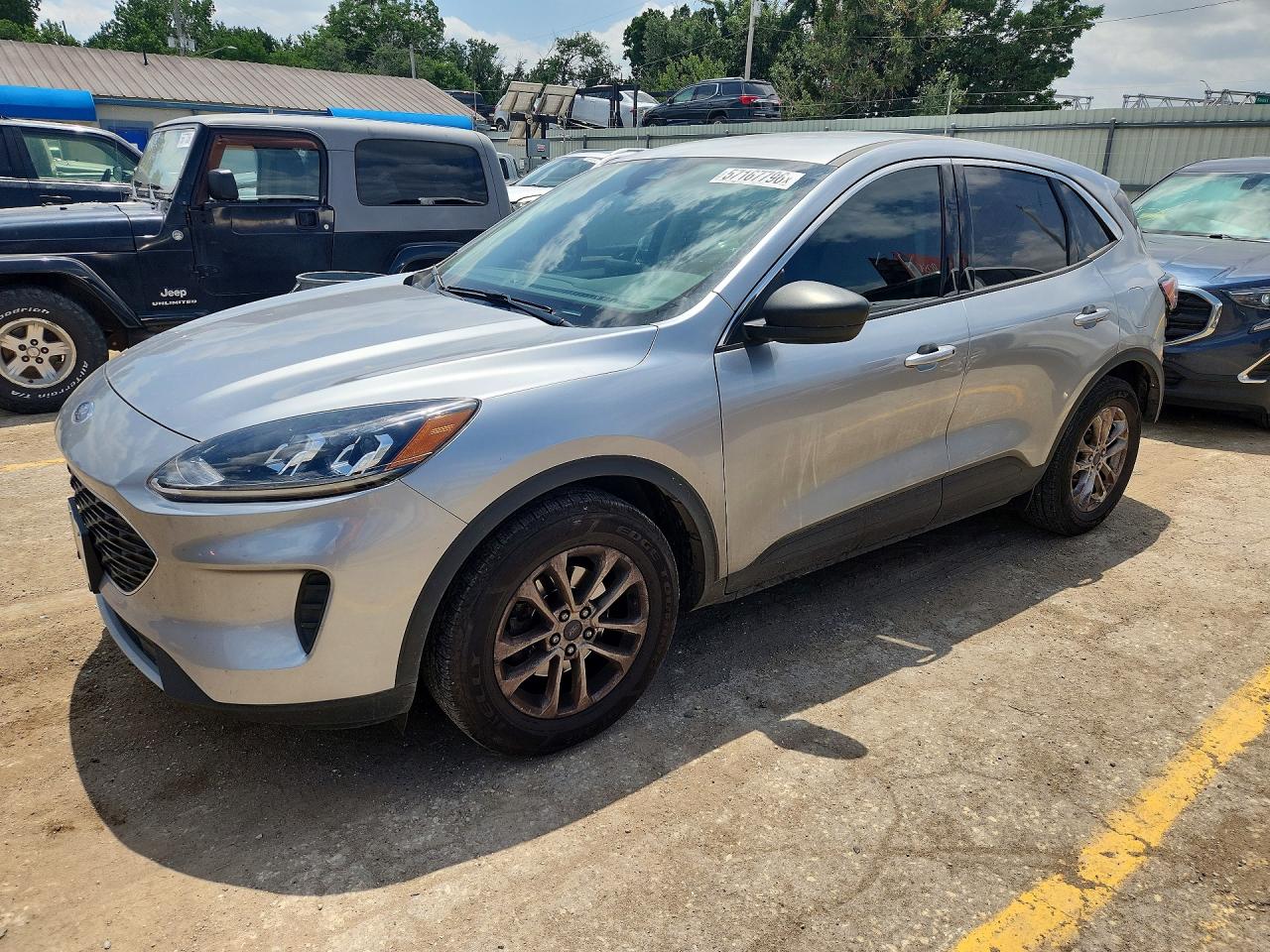 2022 FORD ESCAPE SE