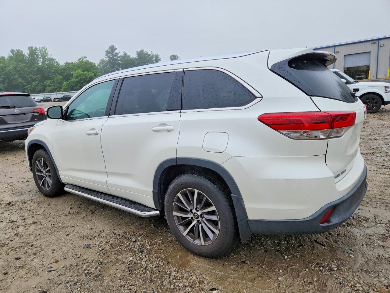2018 TOYOTA HIGHLANDER XLE — снимка 2