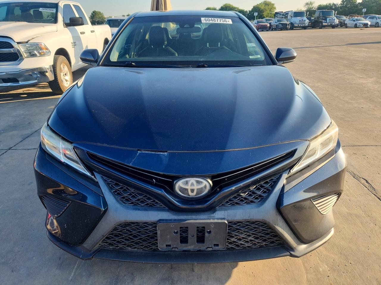 2019 TOYOTA CAMRY SE — снимка 5
