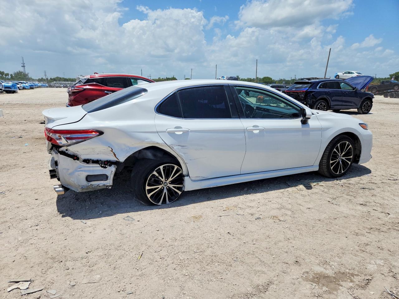 2019 TOYOTA CAMRY SE — снимка 3