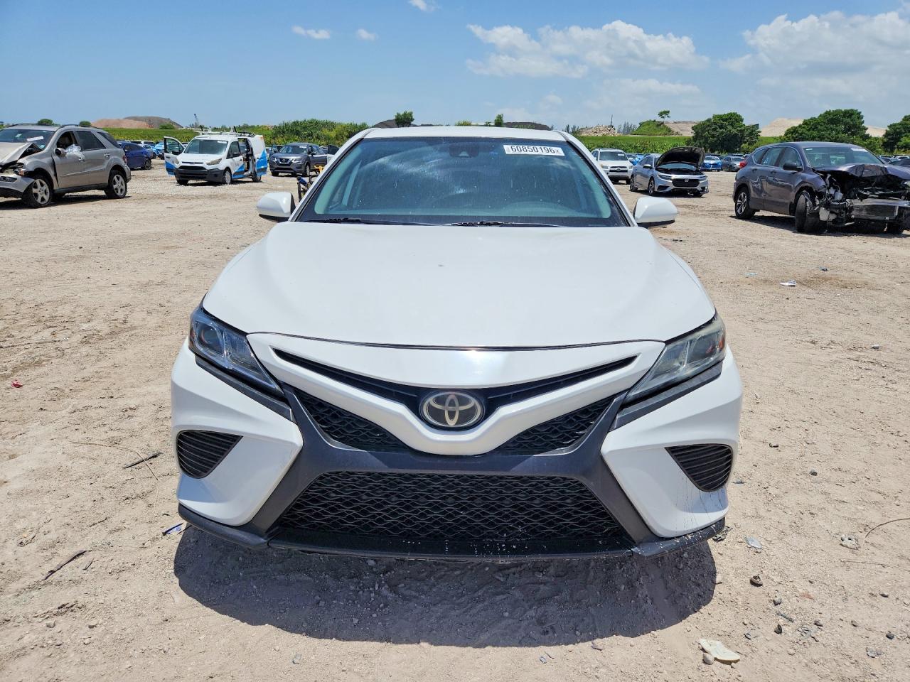 2019 TOYOTA CAMRY SE — снимка 5