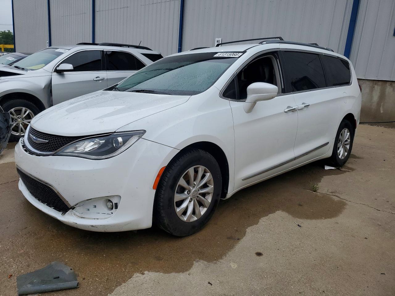 2019 CHRYSLER PACIFICA TOURING L
