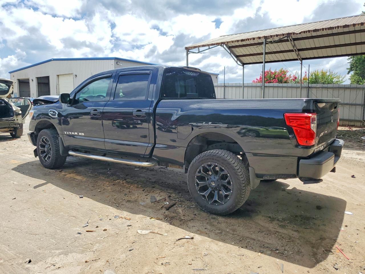 2019 NISSAN TITAN XD S — снимка 2