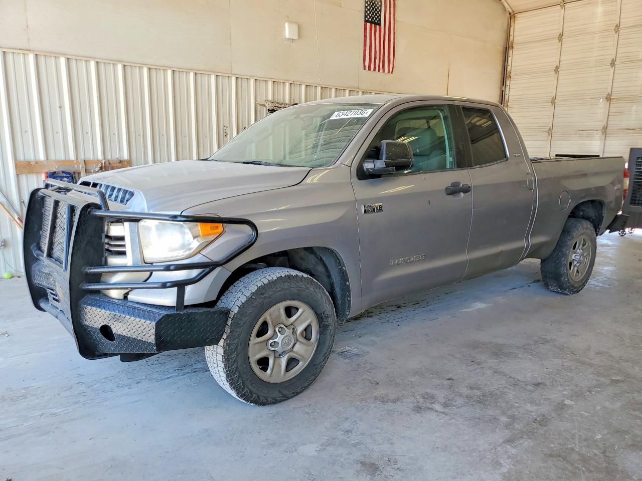 2016 TOYOTA TUNDRA SR5
