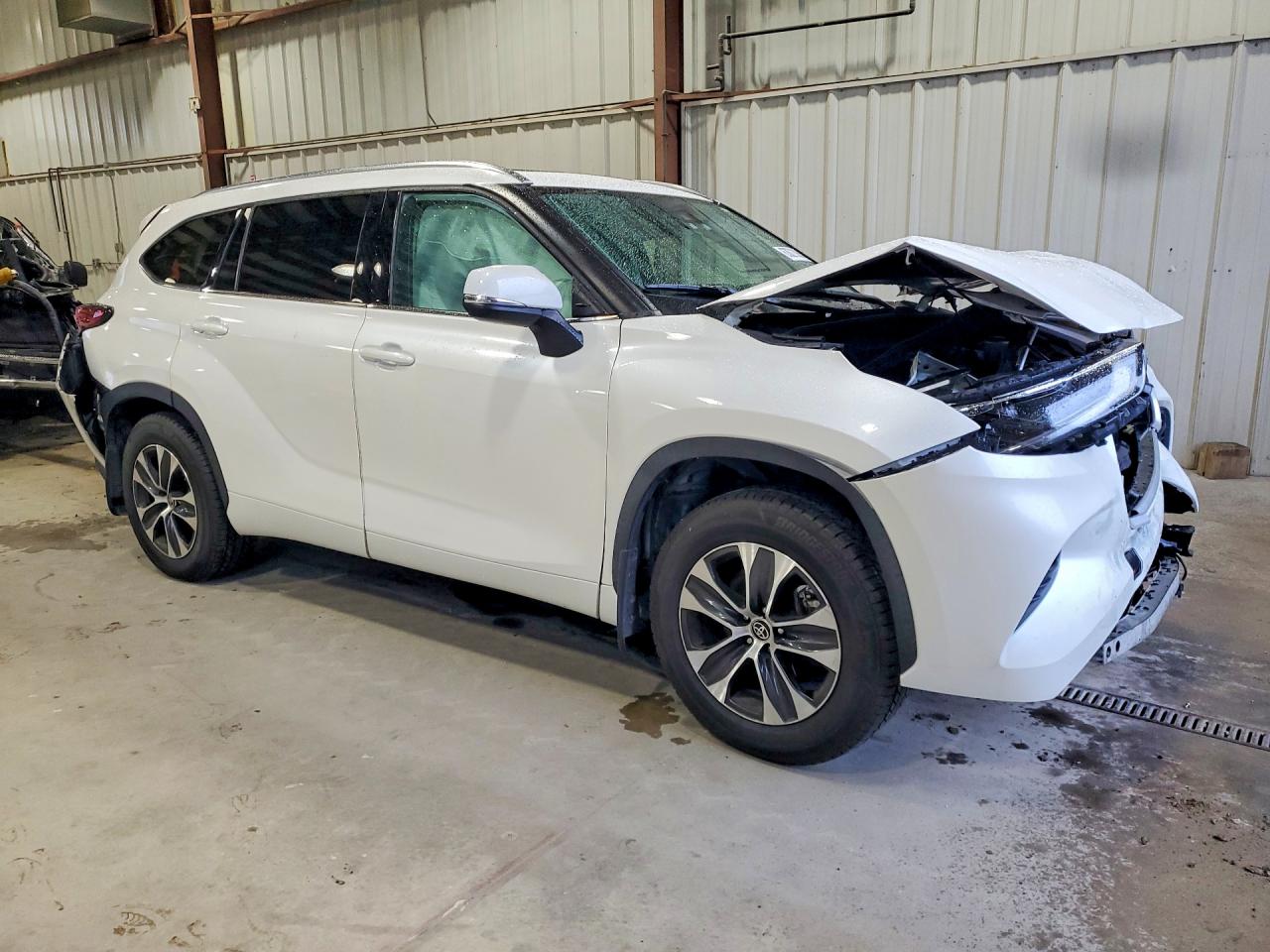 2021 TOYOTA HIGHLANDER XLE — снимка 4