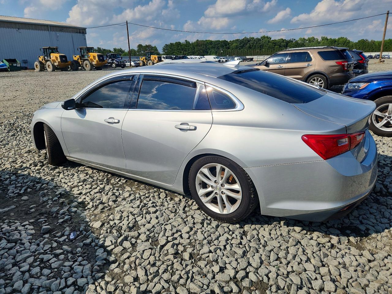 2017 CHEVROLET MALIBU LT — снимка 2