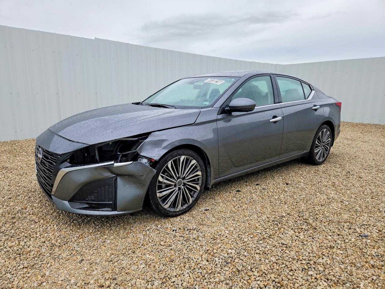 2025 NISSAN ALTIMA SL