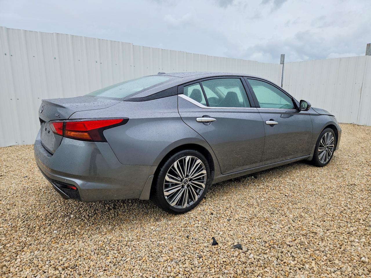 2025 NISSAN ALTIMA SL — снимка 3